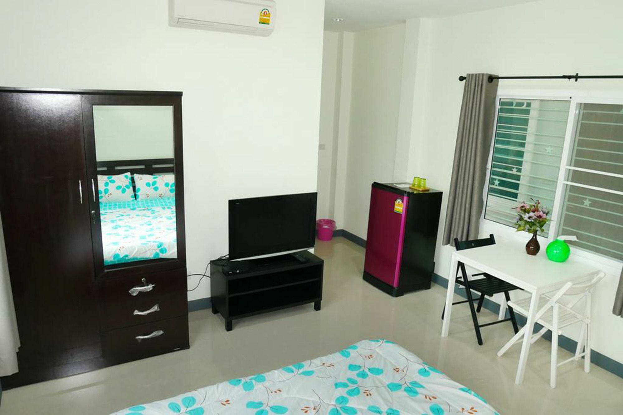 Bann Rumyen Klang Dong Phayayen المظهر الخارجي الصورة